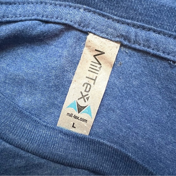 NWOT Men’s Atlanta Georgia Graphic Short-Sleeve T-Shirt - Picture 7 of 8